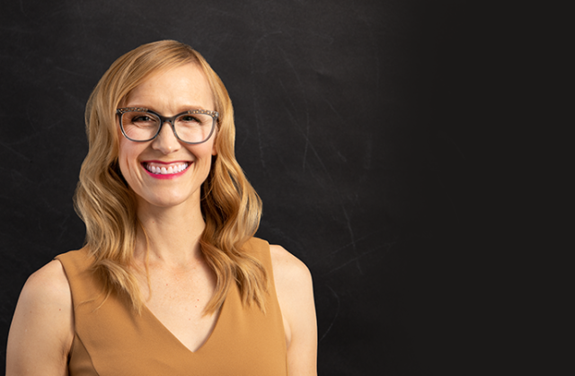 Smiling woman with glasses 