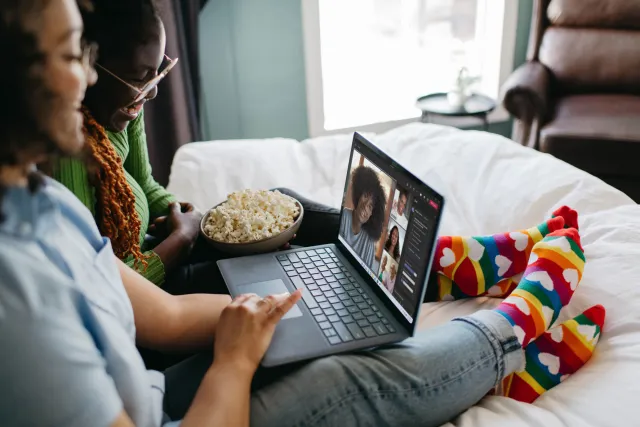 Friends chatting on the computer screen